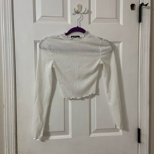 White long sleeve crop top